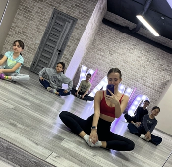Танцы в Okay dance на Сейфуллина 51/23, ЖК Теремки, 1 этаж, Турксибский район