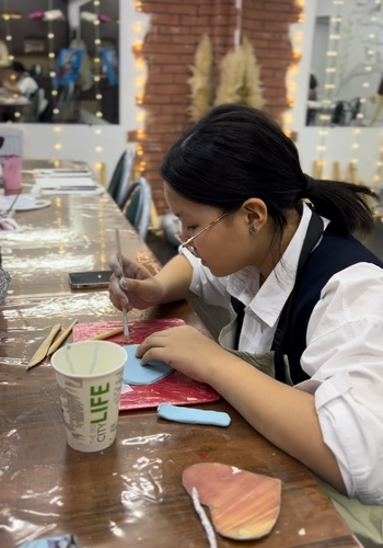 Лепка в Carpe Diem Art Studio на Рыскулбекова 28/2 2 блок, Цокольный этаж, Бостандыкский район
