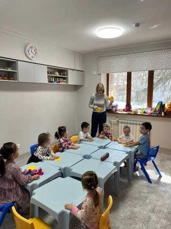 Развивашки в Детский центр Я В Домике на Казыбек Би 156 уг ул Жумалиева Дом , 1 Этаж , Алмалинский район